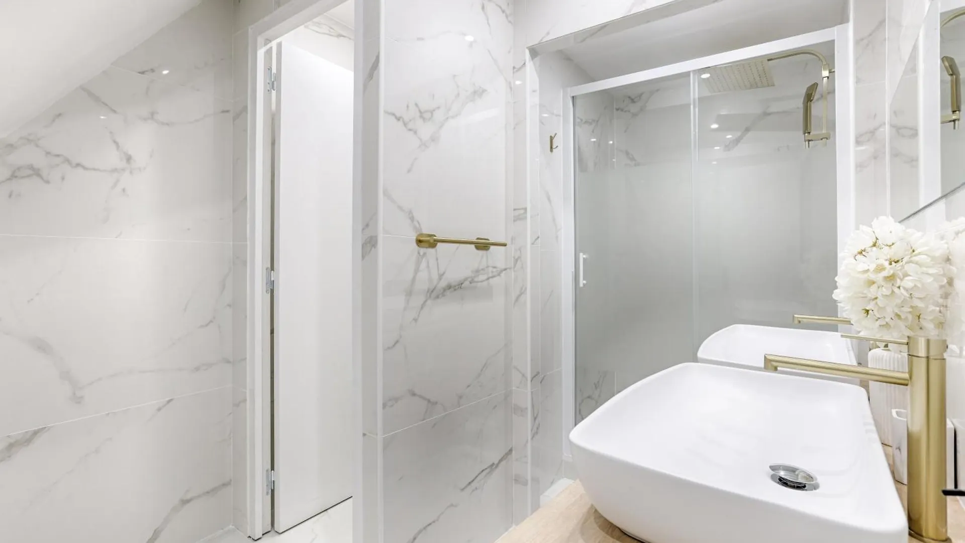 Saint Antoine Marais Charming 1br Apartment Paris
